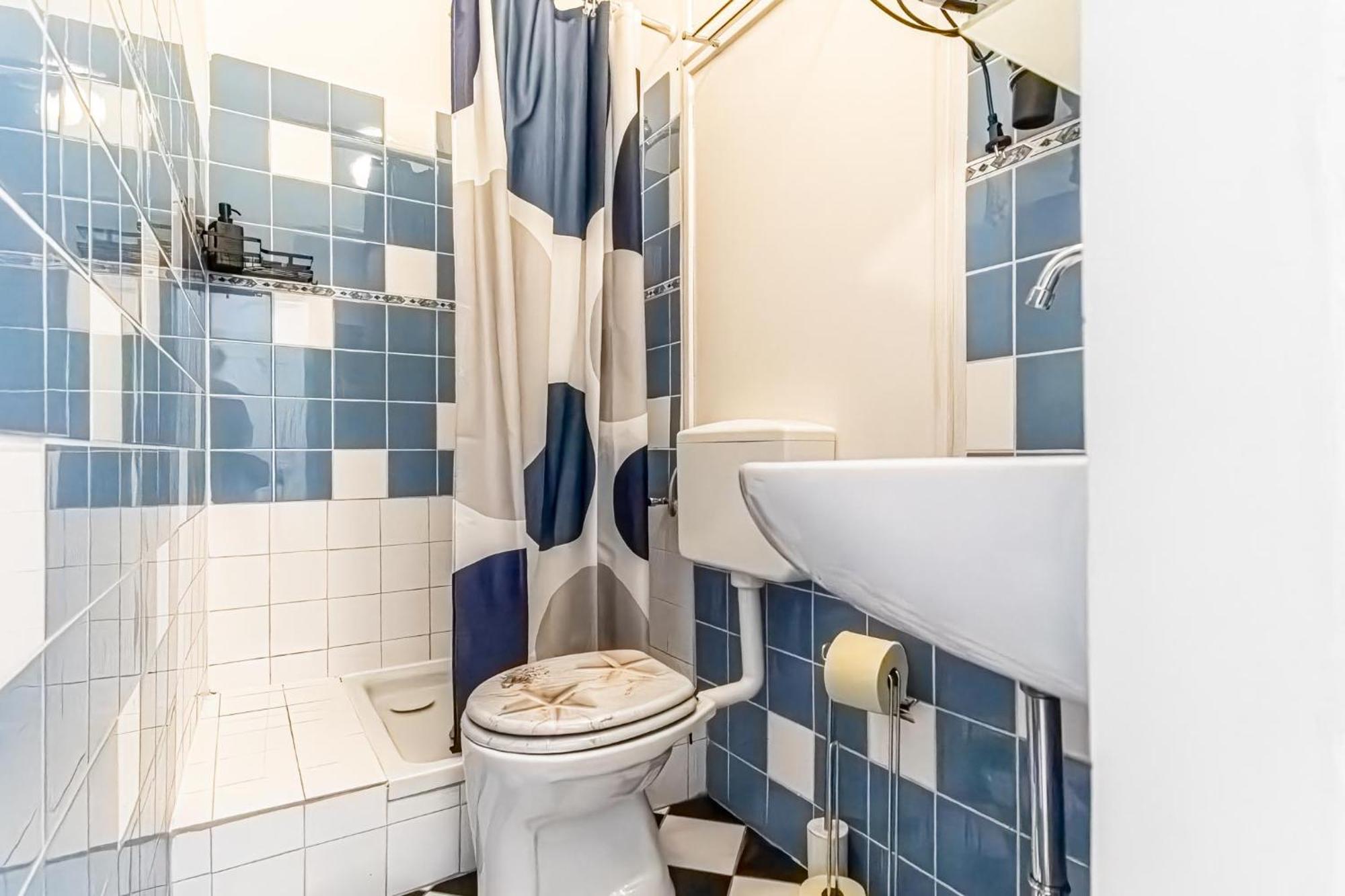 Explore Vienna: 1Br Retreat Near Westbahnhof Εξωτερικό φωτογραφία
